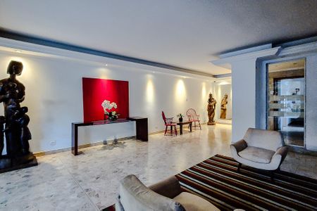 Apartamento à venda com 171m², 3 quartos e 1 vaga Apartamento à venda com 171m², 3 quartos e 1 vagaÁrea comum