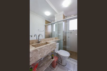 Apartamento para alugar com 70m², 3 quartos e 1 vaga Apartamento para alugar com 70m², 3 quartos e 1 vagaBanheiro da Suíte