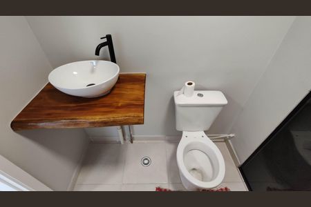 Apartamento para alugar com 41m², 2 quartos e 1 vaga Apartamento para alugar com 41m², 2 quartos e 1 vagaBanheiro