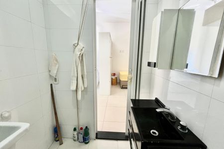 Apartamento à venda com 28m², 1 quarto e sem vagaBanheiro 