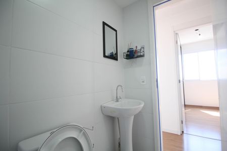 Apartamento à venda com 43m², 2 quartos e 1 vaga Apartamento à venda com 43m², 2 quartos e 1 vagaBanheiro