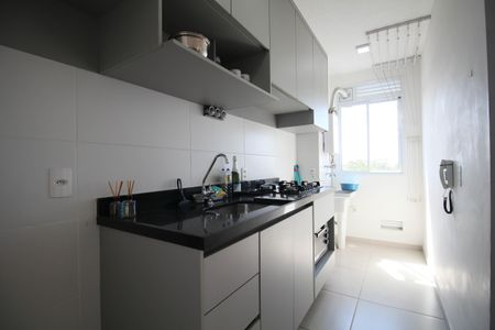 Apartamento à venda com 43m², 2 quartos e 1 vaga Apartamento à venda com 43m², 2 quartos e 1 vagaCozinha - Armários