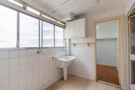 Apartamento à venda com 141m², 3 quartos e 1 vagaÁrea de Serviço