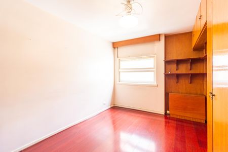 Apartamento à venda com 141m², 3 quartos e 1 vagaQuarto 2