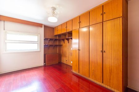 Apartamento à venda com 141m², 3 quartos e 1 vagaQuarto 2