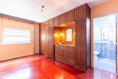 Apartamento à venda com 141m², 3 quartos e 1 vagaSuíte