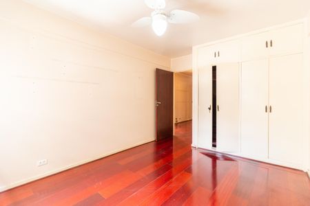 Apartamento à venda com 141m², 3 quartos e 1 vagaQuarto 1