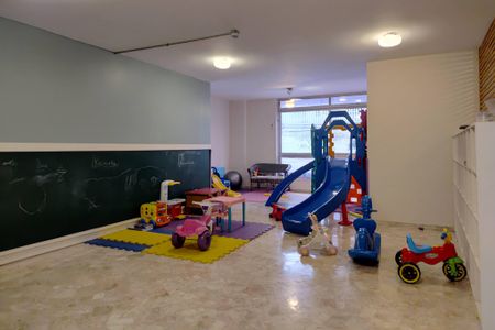 Apartamento à venda com 141m², 3 quartos e 1 vagaÁrea comum - Brinquedoteca