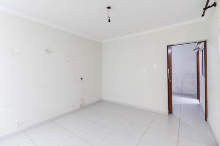 Casa para alugar com 200m², 4 quartos e 4 vagas Casa para alugar com 200m², 4 quartos e 4 vagasSala - Edícula