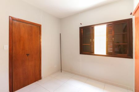 Casa para alugar com 200m², 4 quartos e 4 vagas Casa para alugar com 200m², 4 quartos e 4 vagasQuarto 2 - Suíte