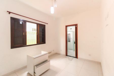 Casa para alugar com 200m², 4 quartos e 4 vagas Casa para alugar com 200m², 4 quartos e 4 vagasQuarto 3 - Suíte