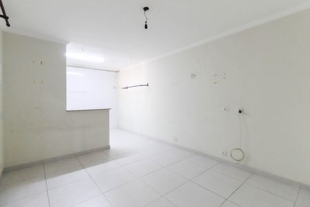 Casa para alugar com 200m², 4 quartos e 4 vagas Casa para alugar com 200m², 4 quartos e 4 vagasSala - Edícula