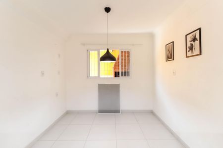 Casa para alugar com 200m², 4 quartos e 4 vagas Casa para alugar com 200m², 4 quartos e 4 vagasCozinha - Copa