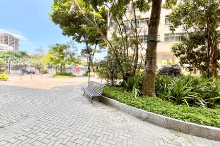 Apartamento à venda com 100m², 3 quartos e sem vagaÁrea comum 