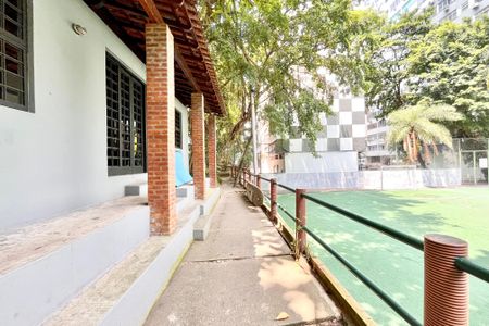 Apartamento à venda com 100m², 3 quartos e sem vagaQuadra Esportiva