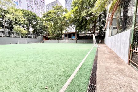 Apartamento à venda com 100m², 3 quartos e sem vagaQuadra Esportiva