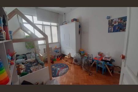 Apartamento à venda com 122m², 3 quartos e 1 vaga