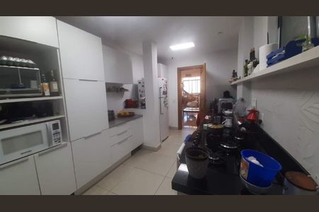 Apartamento à venda com 122m², 3 quartos e 1 vaga