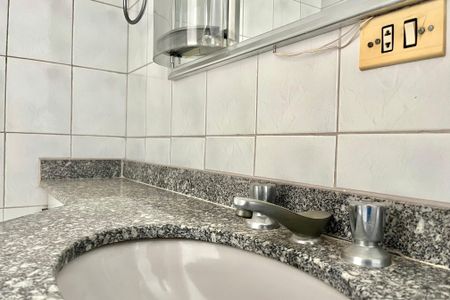 Apartamento à venda com 159m², 4 quartos e 2 vagasBanheiro da Suíte 1