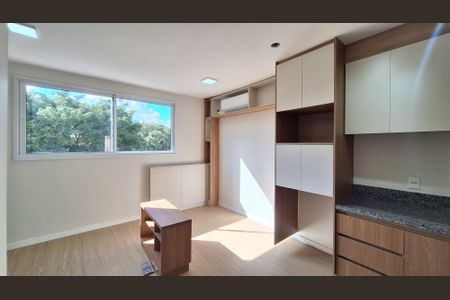 Sala/Cozinha/Quarto de kitnet/studio para alugar com 1 quarto, 25m² em Barra Funda, São Paulo