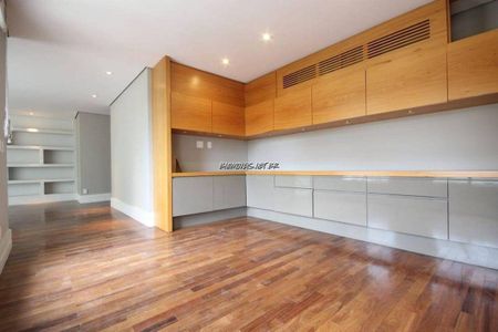Apartamento à venda com 3 quartos, 350m² em Higienópolis, São Paulo