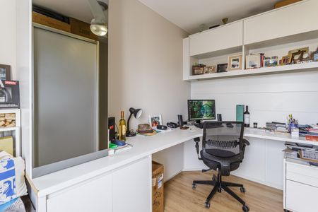 Apartamento à venda com 102m², 3 quartos e 2 vagas Apartamento à venda com 102m², 3 quartos e 2 vagasQuarto 2