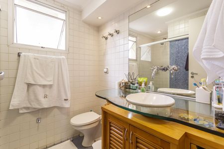 Apartamento à venda com 102m², 3 quartos e 2 vagas Apartamento à venda com 102m², 3 quartos e 2 vagasBanheiro Social