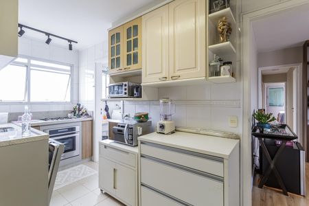 Apartamento à venda com 102m², 3 quartos e 2 vagas Apartamento à venda com 102m², 3 quartos e 2 vagasCozinha