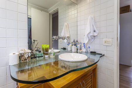 Apartamento à venda com 102m², 3 quartos e 2 vagas Apartamento à venda com 102m², 3 quartos e 2 vagasBanheiro Social