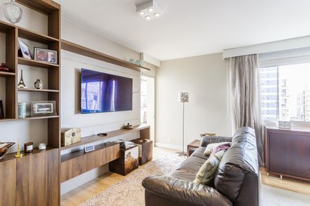Sala de apartamento à venda com 3 quartos, 102m² em Vila Olímpia, São Paulo