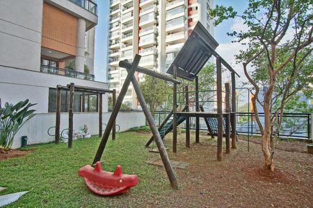 Apartamento à venda com 184m², 3 quartos e 4 vagas