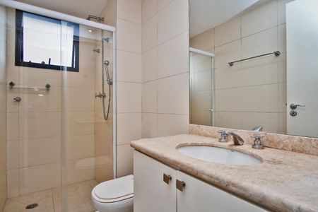 Apartamento à venda com 184m², 3 quartos e 4 vagas