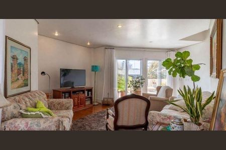 Casa à venda com 4 quartos, 373m² em Jardim Leonor, São Paulo