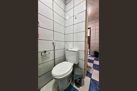 Casa à venda com 350m², 3 quartos e 1 vagaBanheiro 2