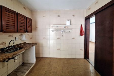 Casa à venda com 350m², 3 quartos e 1 vagaCozinha