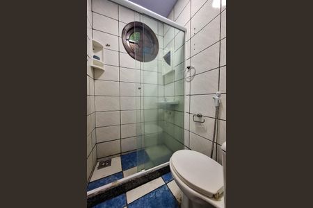 Casa à venda com 350m², 3 quartos e 1 vagaBanheiro 2