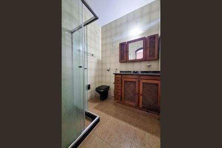 Casa à venda com 350m², 3 quartos e 1 vagaBanheiro 1