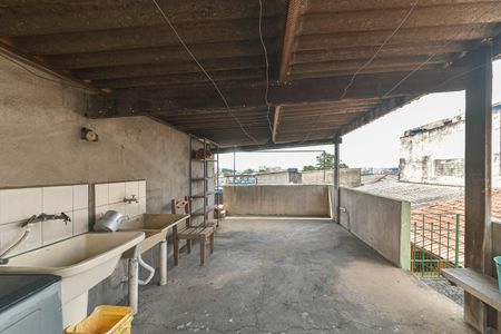 Casa para alugar com 60m², 2 quartos e 2 vagas Casa para alugar com 60m², 2 quartos e 2 vagasLavanderia - Churrasqueira