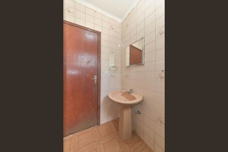 Casa para alugar com 60m², 2 quartos e 2 vagas Casa para alugar com 60m², 2 quartos e 2 vagasBanheiro da Suíte