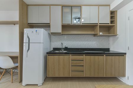 Cozinha de kitnet/studio à venda com 1 quarto, 27m² em Brooklin, São Paulo