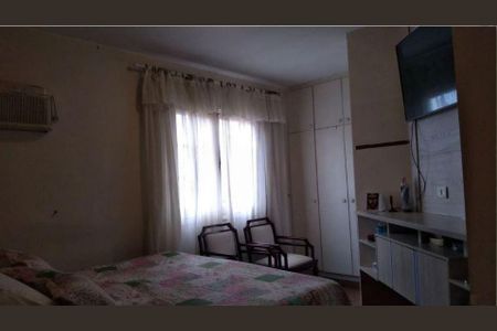 Casa à venda com 4 quartos, 205m² em Vila Suzana, São Paulo