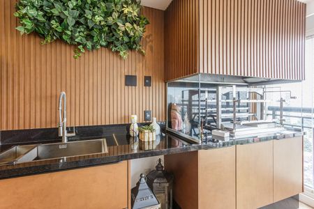 Sala de apartamento à venda com 3 quartos, 176m² em Indianópolis, São Paulo