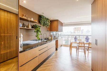 Apartamento à venda com 176m², 3 quartos e 4 vagasSala