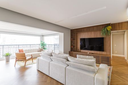 Apartamento à venda com 176m², 3 quartos e 4 vagasSala