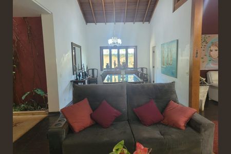 Casa à venda com 4 quartos, 980m² em Paraíso, São Paulo