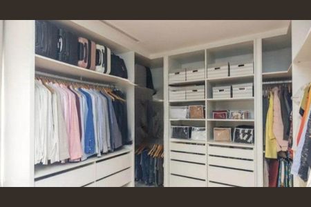 Apartamento à venda com 3 quartos, 148m² em Santa Cecilia, São Paulo