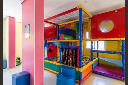 Apartamento à venda com 2 quartos, 50m² em Umuarama, Osasco