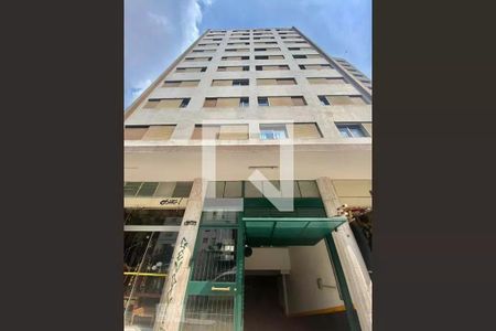 Apartamento para alugar com 65m², 2 quartos e 1 vaga Apartamento para alugar com 65m², 2 quartos e 1 vagaFachada