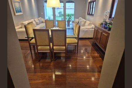 Casa à venda com 3 quartos, 270m² em Campo Belo, São Paulo