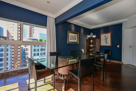 Apartamento à venda com 300m², 4 quartos e 4 vagasSala de Jantar